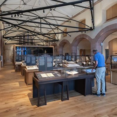 L'intérieur de la Bibliothèque Humaniste